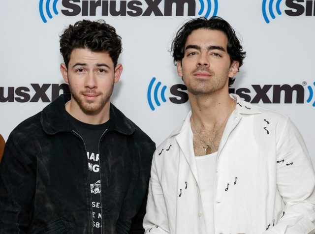 兄弟で『ウィキッド』のオーディションに参加、ジョナス・ブラザーズがまさかの告白