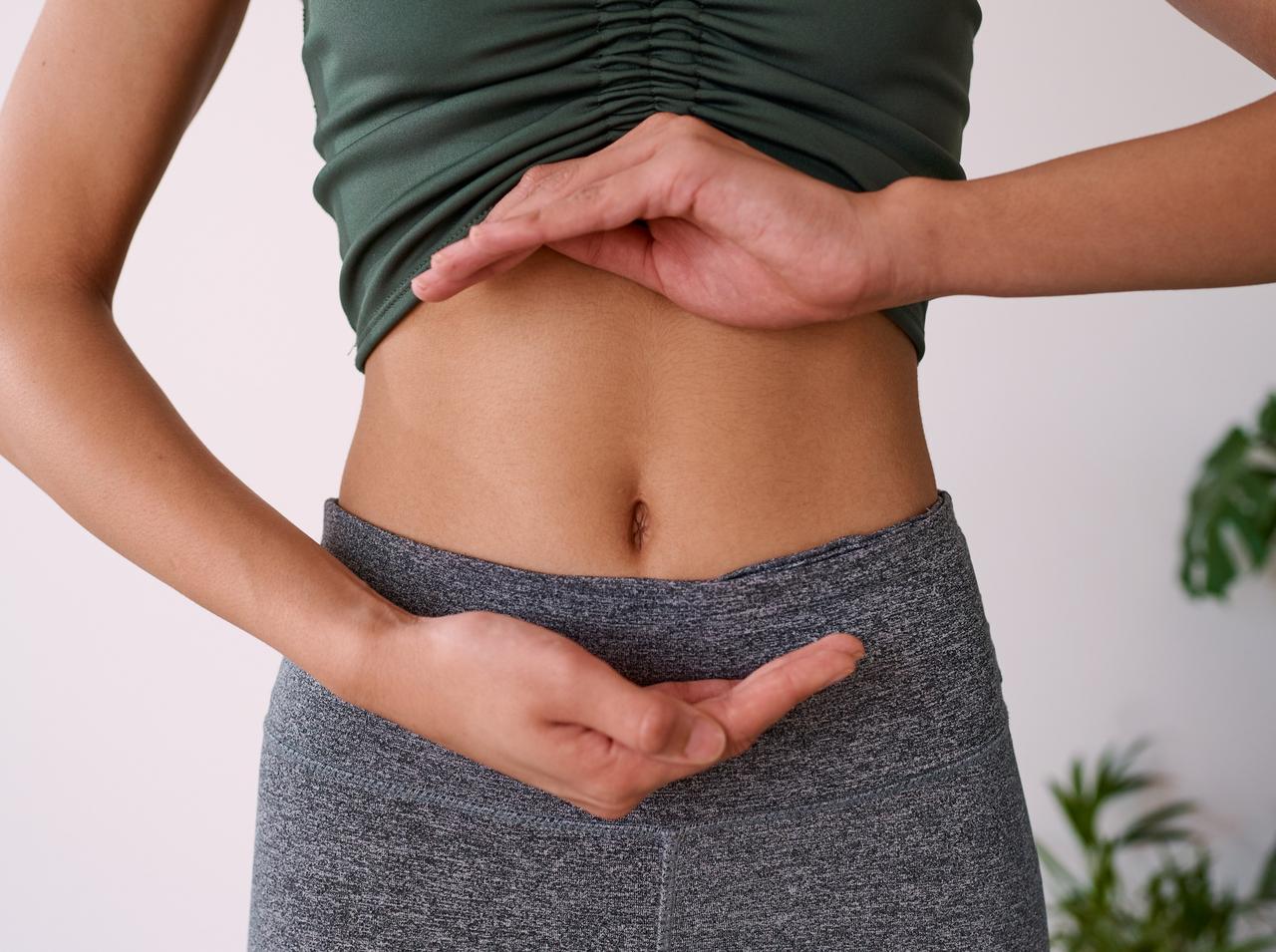 お腹が張るのを防ぐには？専門家が教える3つのポイント