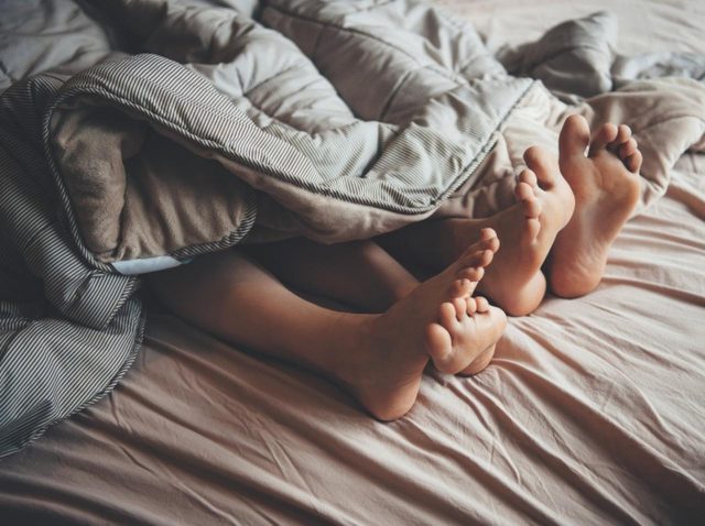 人気シンガーが夫とのセックスに苦痛を感じる→「膣痙攣」を起こしていることが判明