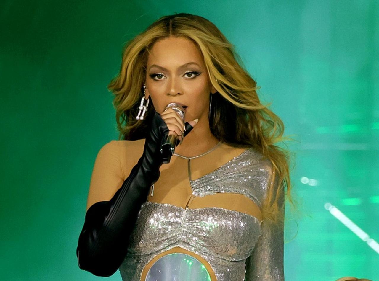 ジェンダーレストイレがビヨンセのコンサートに登場、新しい取り組みが話題