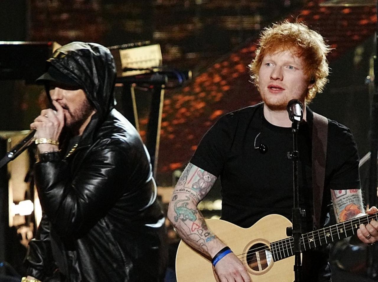 エド・シーラン、エミネムのラップを真似して「吃音が治った」と明かす