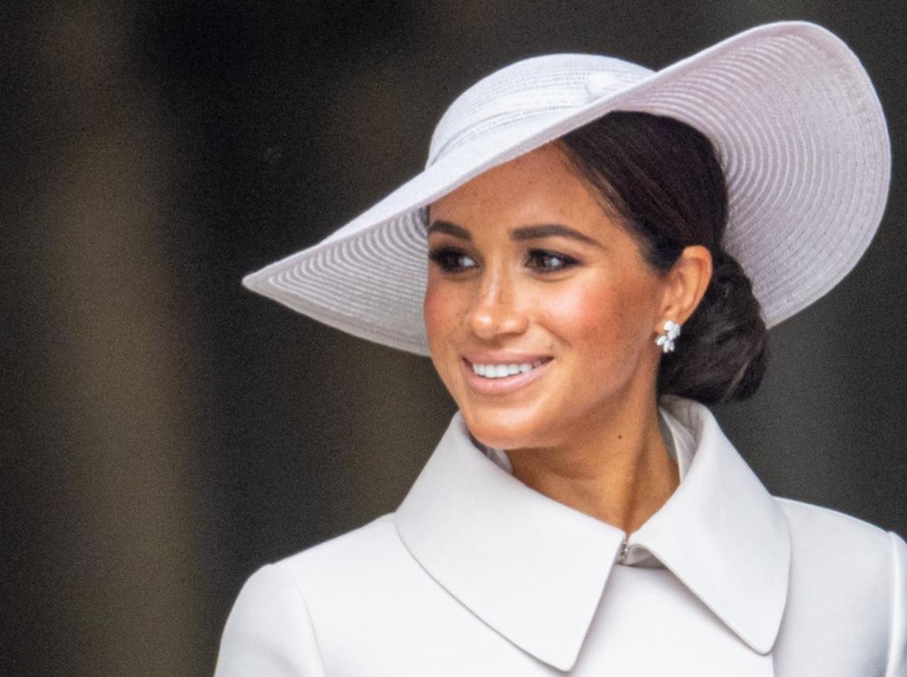 メーガン妃、チャールズ国王の戴冠式に「変装」して出席していた説が囁かれる