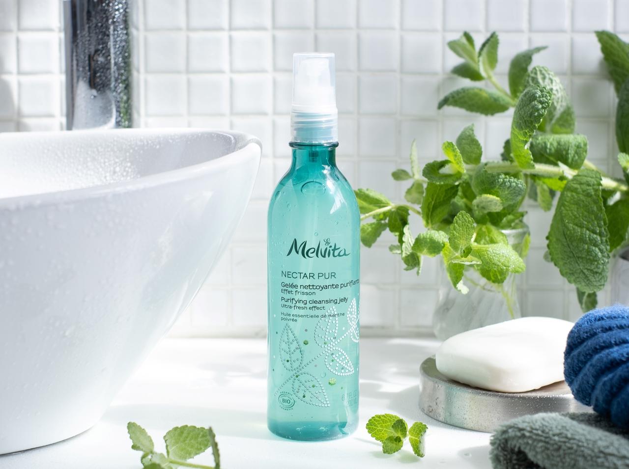 メルヴィータから、ペパーミントを配合したジェルタイプの爽快洗顔料が発売