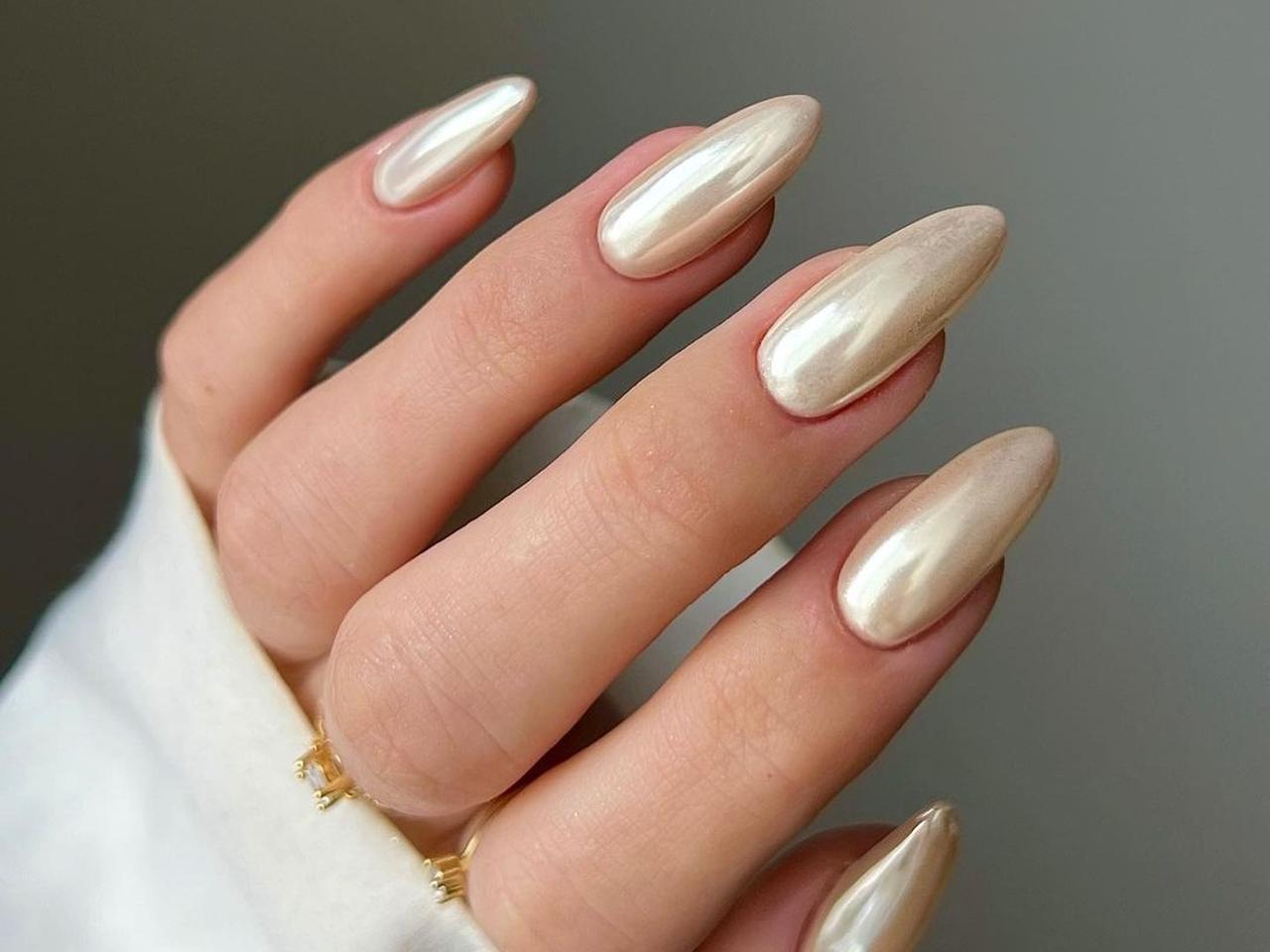 ベージュネイルの進化系「バニラクロムネイル」がオシャレすぎる
