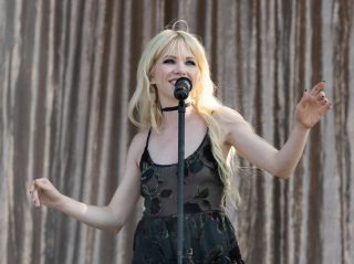 歴代最高クラスの高評価!カーリー・レイ・ジェプセン来日公演で浸りたい最新アルバムの世界