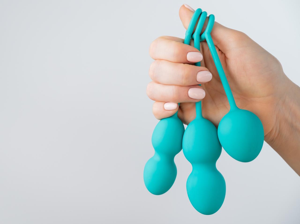 骨盤底筋トレーニングを始めるなら！5,000円以下で買えるオススメ膣トレグッズ4選