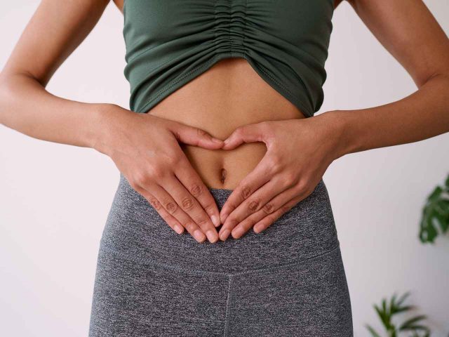 生理前の不調をサポート！PMSの原因とおすすめのインナーケアアイテム4選