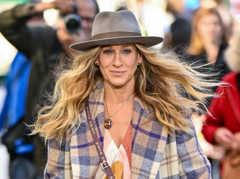 日本発のコスメを使用!『SATC』続編S2の劇中メイクで使われた、優秀アイテムとは