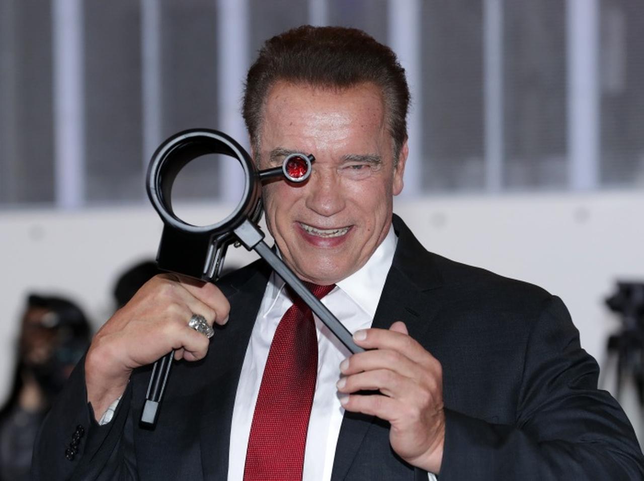 シュワちゃん、アメリカ大統領選に出馬できるなら“したい”