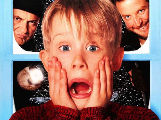 カルキンも言及した『ホーム・アローン』の都市伝説、エルヴィス・プレスリー生存説