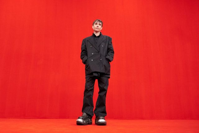 エリオット・ペイジ、有名俳優から「同性愛者でないとわからせるためにヤッてやる」と言われた