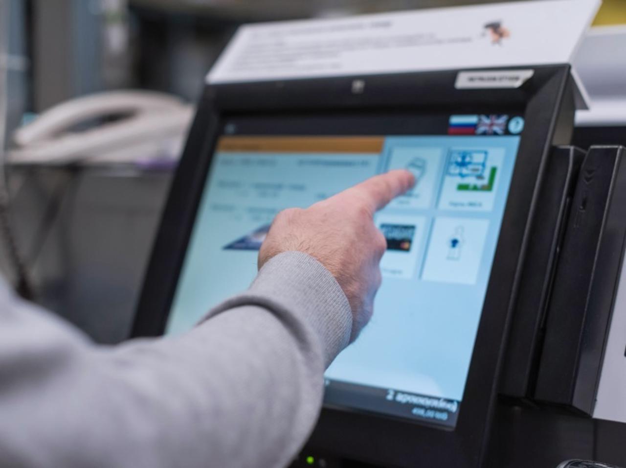 “恐怖”を抱く人も…会計中にセルフレジから『要求されたこと』に困惑の声