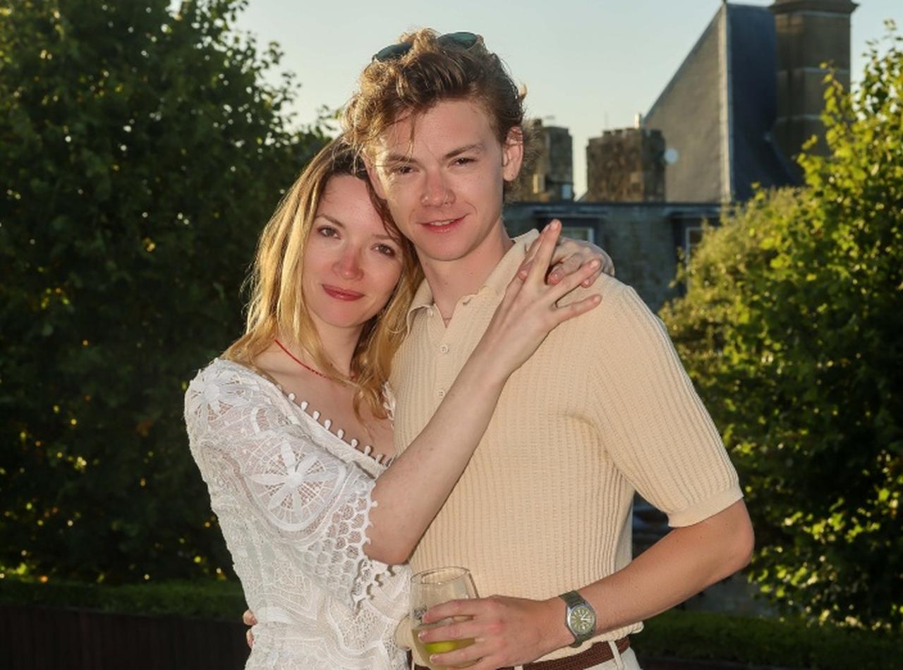 『ラブ・アクチュアリー』子役がイーロン・マスク元妻と婚約