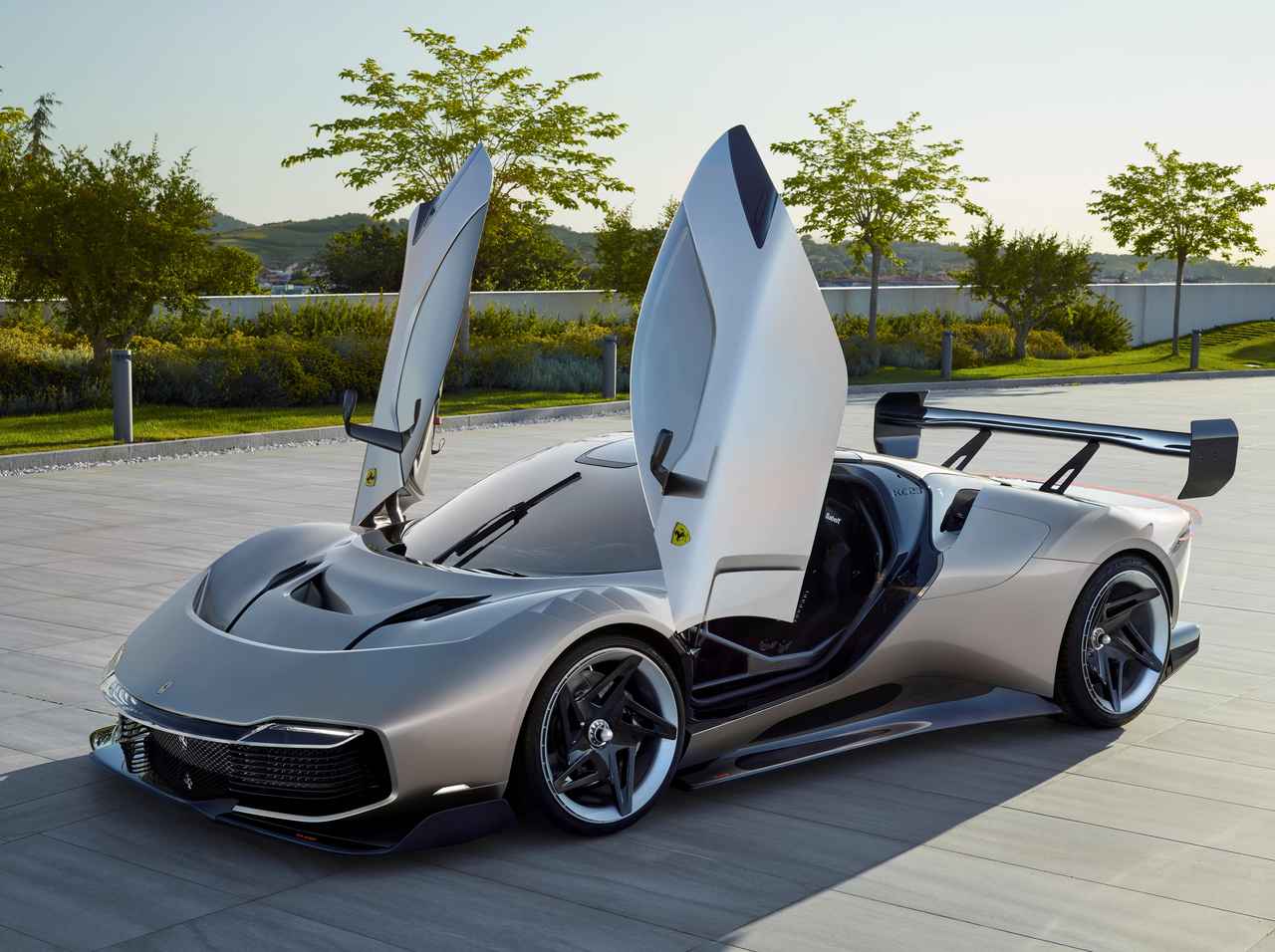 フェラーリ新作「Ferrari KC23」は、あるフェラーリコレクターの依頼で製作!エレガンスとレーシングカーの融合