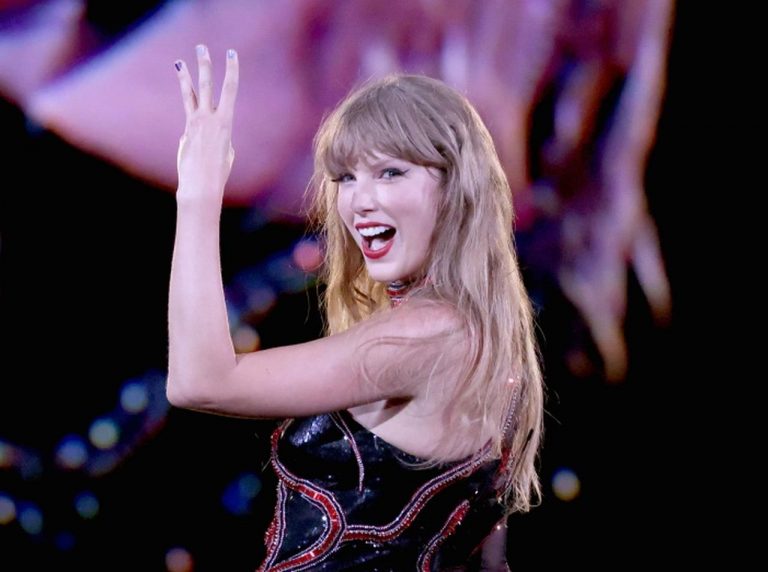 13年前を再現！テイラー・スウィフト新作に隠された秘密に「控えめに言って、感激」