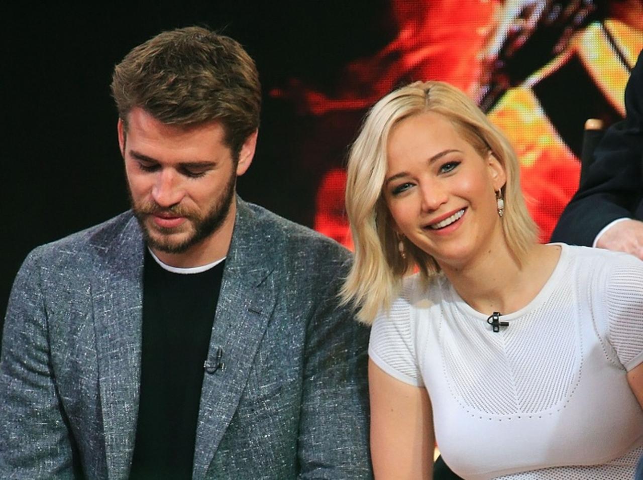 ジェニファー・ローレンス、マイリー・サイラスの元夫リアム・ヘムズワースと「浮気した」という噂に言及