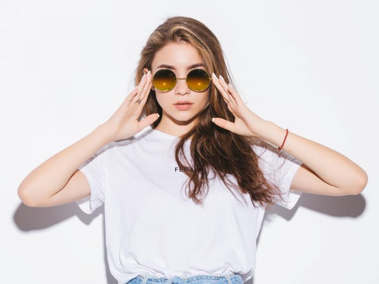 サングラスをかけても崩れない!ファンデ落ちを防ぐテクニック