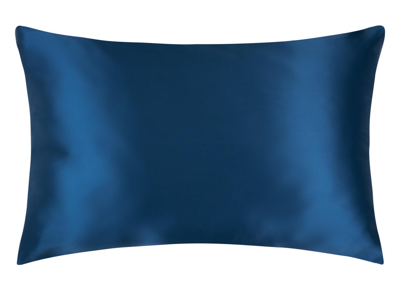 シルクの枕カバーは本当に髪にいい？髪の専門医の気になる回答とは