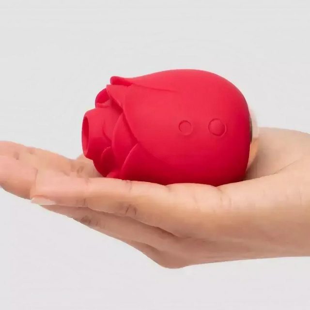 SNSで大バズり！海外で人気の“バラ型”吸引トイが日本でも買える