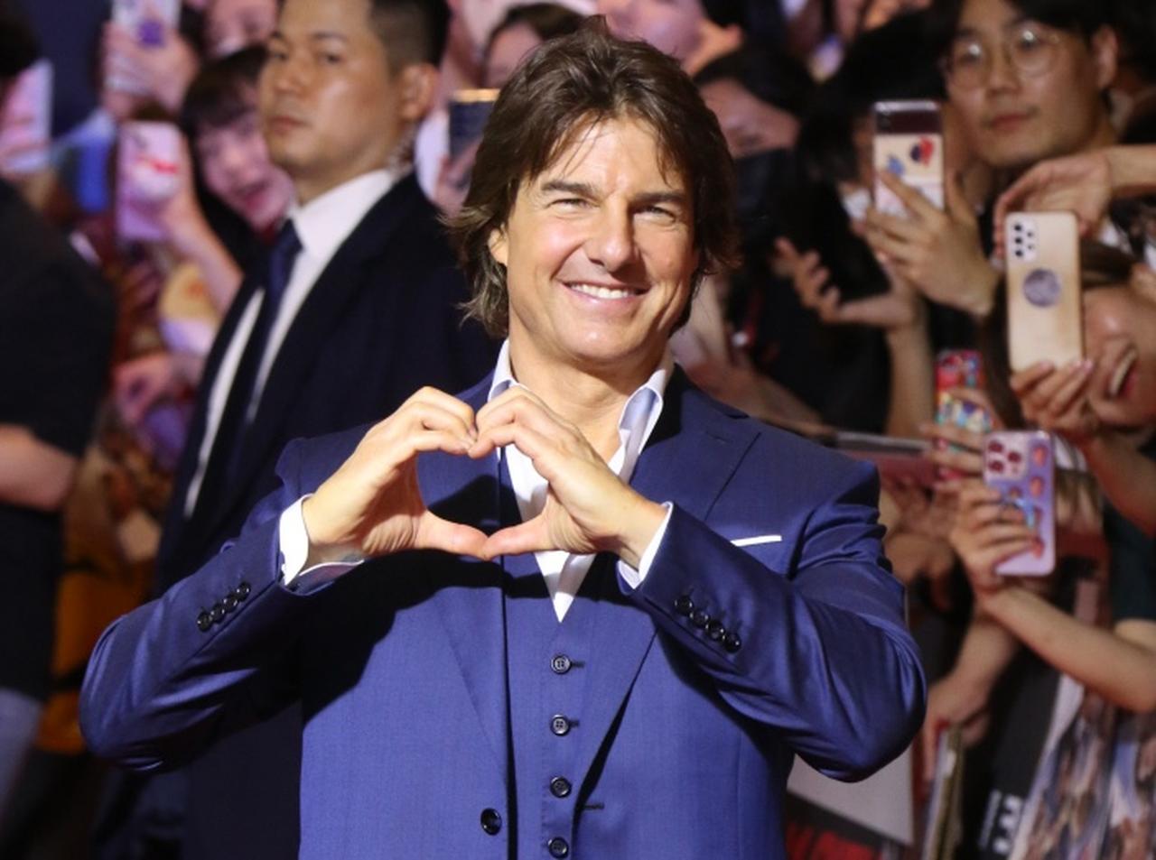 トム・クルーズ、『ミッション:インポッシブル』プレミアの「裏側」で“指導”していた