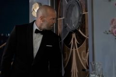 右と左どーっちだ？ジェイソン・ステイサムの肉弾戦が『オペレーション・フォーチュン』より解禁