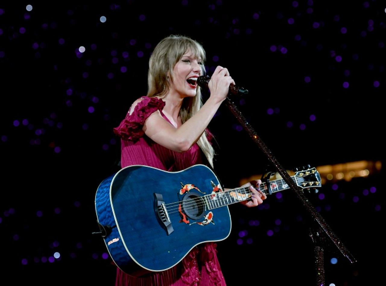 ボーナス総額にひえー! テイラー・スウィフトがツアークルーに賞与、運転手だけで『1人1400万』