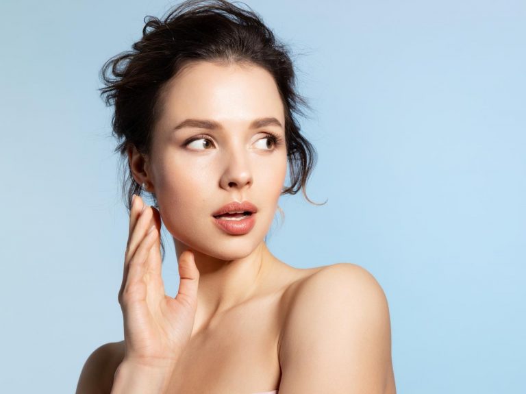 環境や年齢で肌タイプは変わる?今の肌に合ったスキンケア法の見つけ方