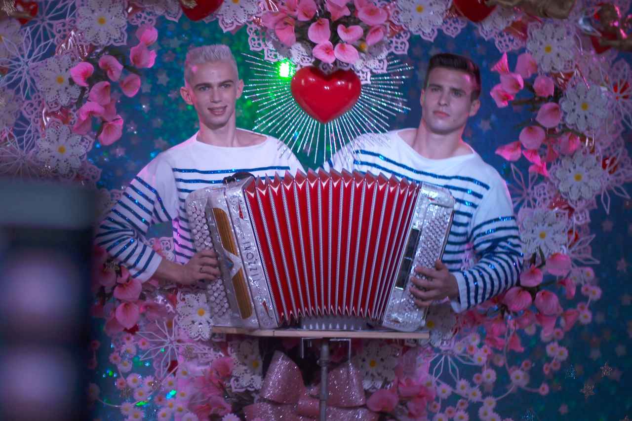 【プレゼント】『ジャンポール・ゴルチエのファッション狂騒劇』ムビチケを2組4名様に