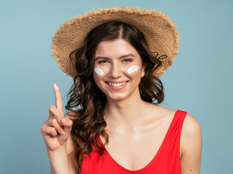 SPF30と50の違いって？自分の肌に合う日焼け止めの選び方