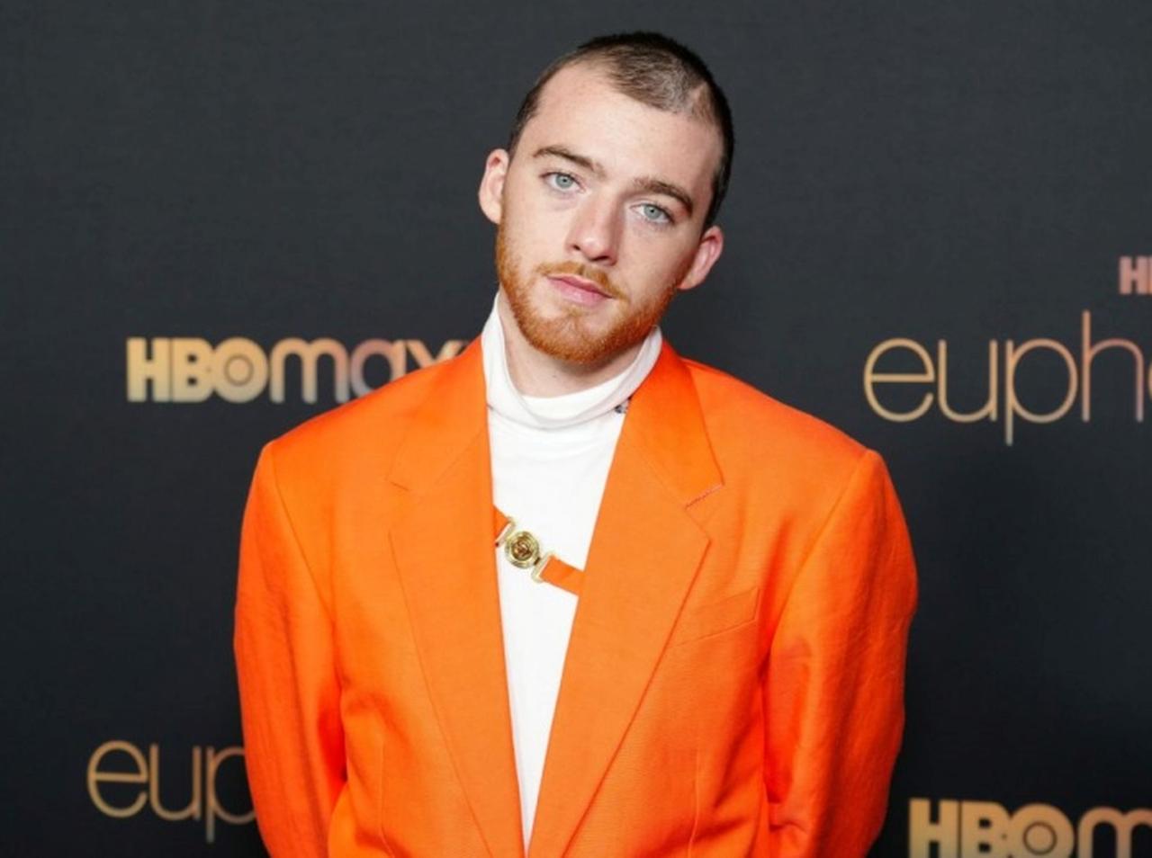 『ユーフォリア』アンガス・クラウドが25歳で死去