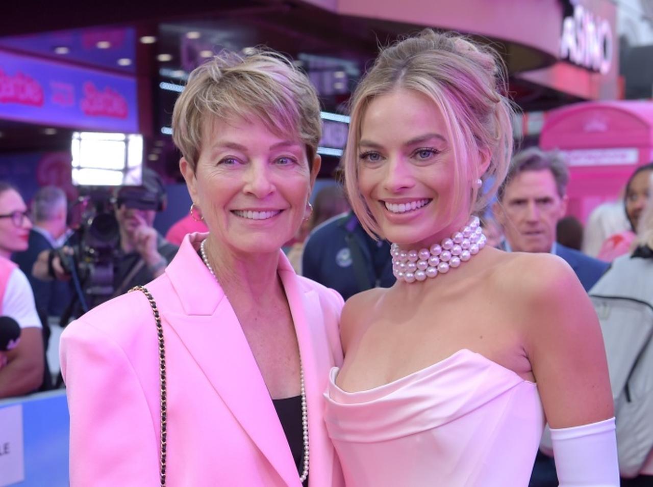 『バービー』マーゴット・ロビー、稼いだお金で下積み時代に支えてくれた母に“恩返し”