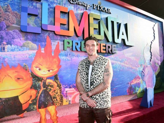 【独占】ピクサー史に残る極上の名曲が誕生！ラウヴが語るディズニー＆ピクサー最新作『マイ・エレメント』と劇中歌「Steal The Show」への思い