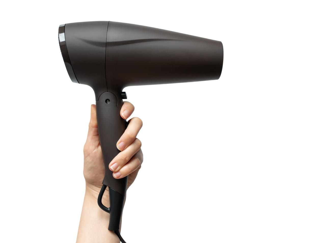 夏の「ドライヤー時間」を短縮！速乾で時短がかなうヘアケアアイテム5選