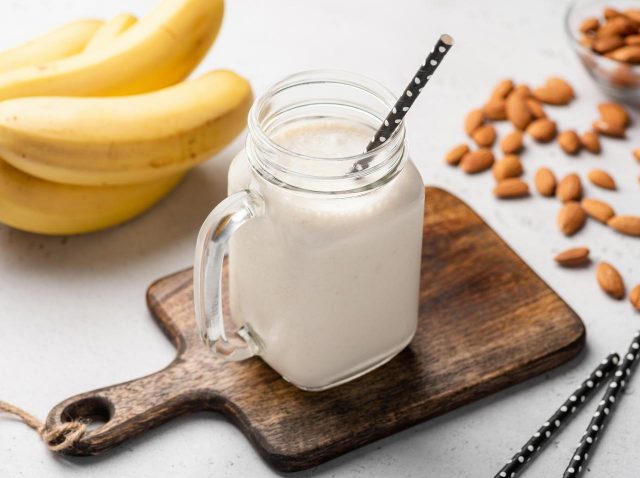 アーモンドミルクのスムージーが欧米で人気！簡単で美味しいレシピ3選