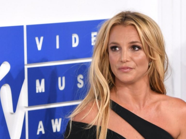 ブリトニー・スピアーズ、クビにした元家政夫との「熱愛」を報じられる