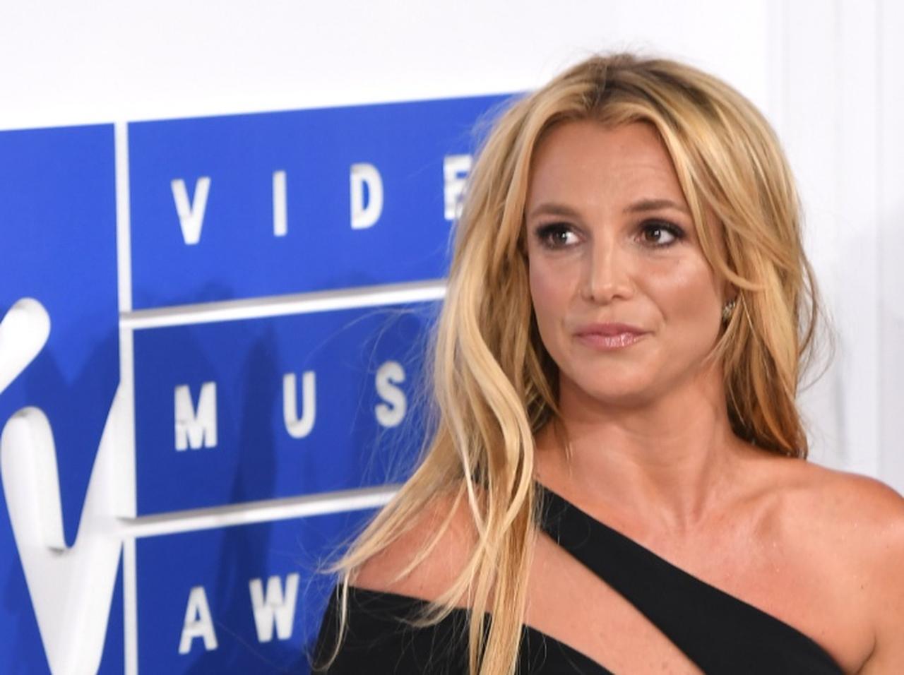 ブリトニー・スピアーズ、クビにした元家政夫との「熱愛」を報じられる