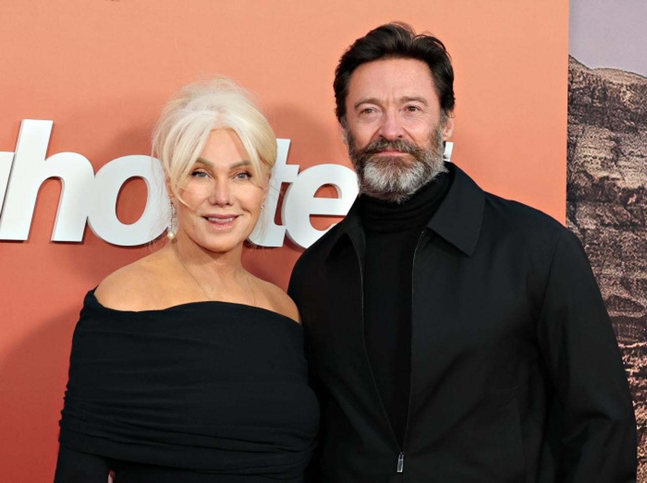 離婚を発表したヒュー・ジャックマン、大親友の人気俳優が“傷心”を癒す【写真アリ】