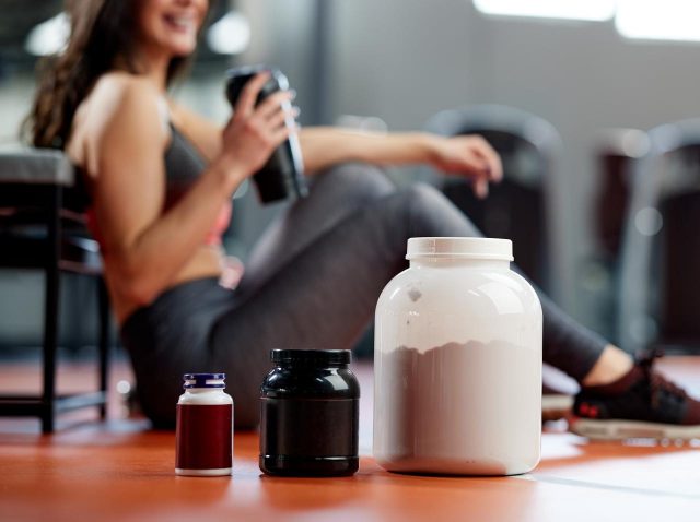 プレワークアウトサプリにはどんな効果がある？専門家が明かす飲むメリットと選び方