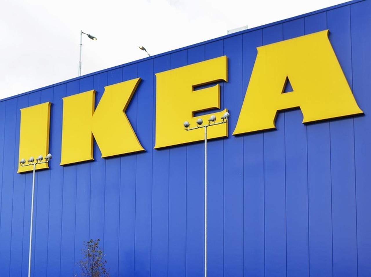 盗まれたゴッホの絵、「IKEAのバッグ」に入れられて戻ってくる