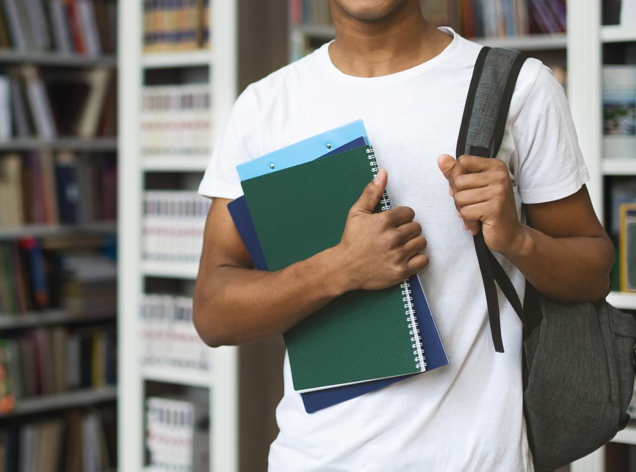 大学生の息子「部屋に飾るポスターが欲しい」→両親が用意したのは…