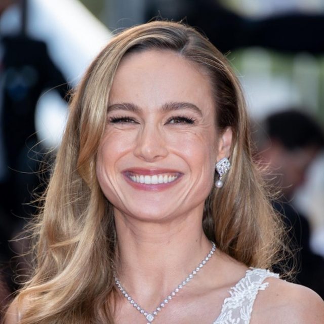 任天堂ガチ勢のブリー・ラーソン、秋のファッションに『ピクミン』を取り入れる