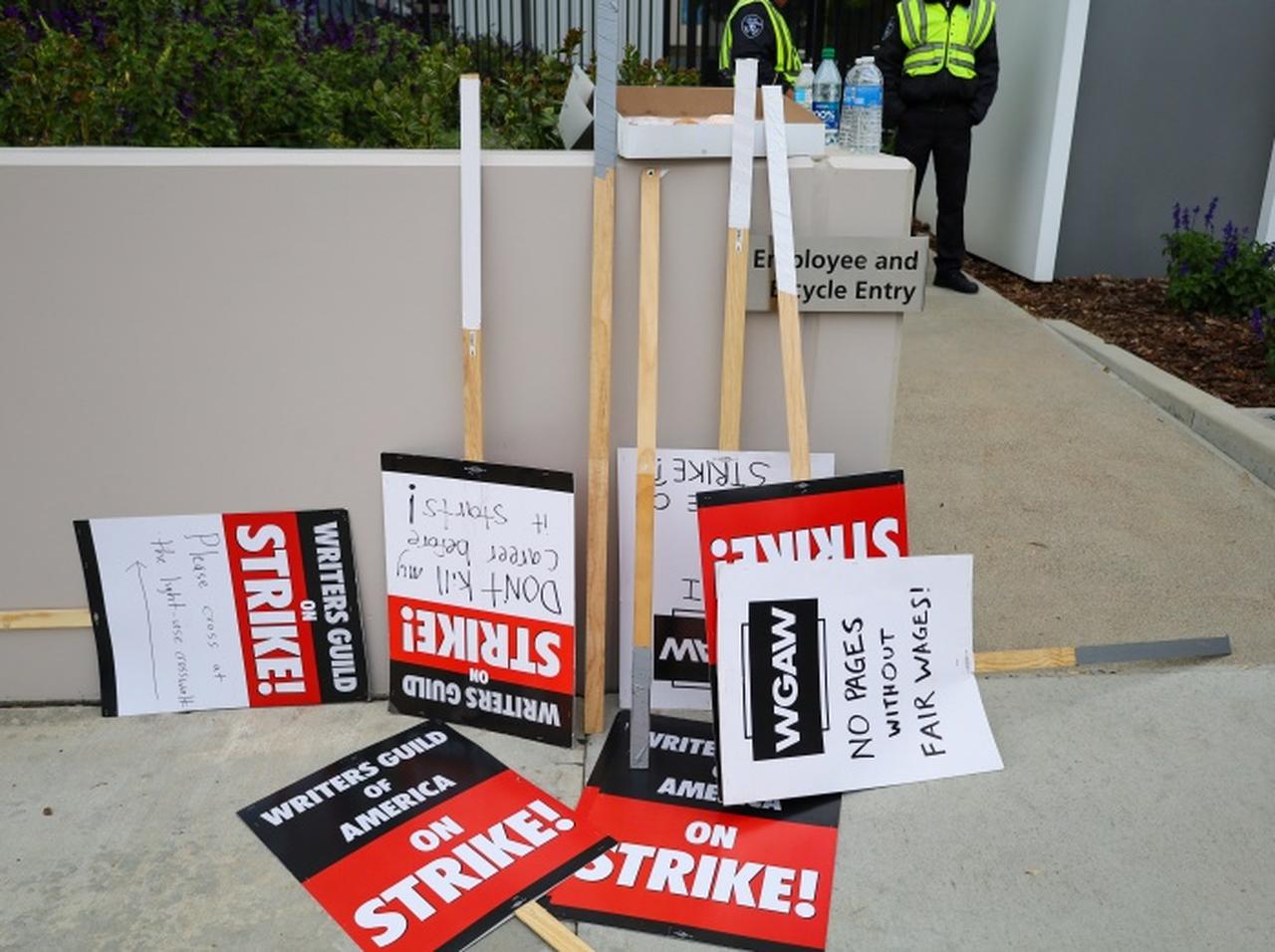 【分かりやすく解説】ハリウッドで全米脚本家組合のストライキが収束、「合意内容」と「今後」は？