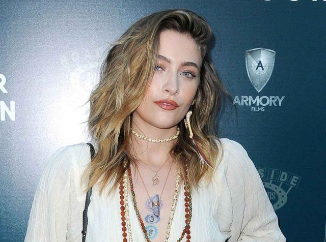 「老けてる」と言われたマイケル・ジャクソン25歳娘が“スッピン動画”で反論