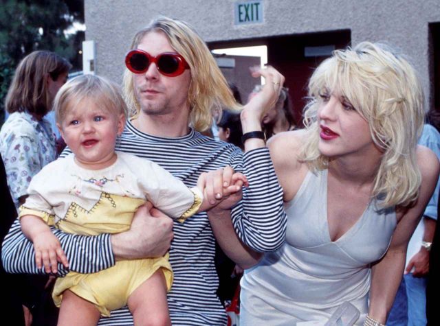 カート・コバーンの娘が国民的スターの息子と結婚