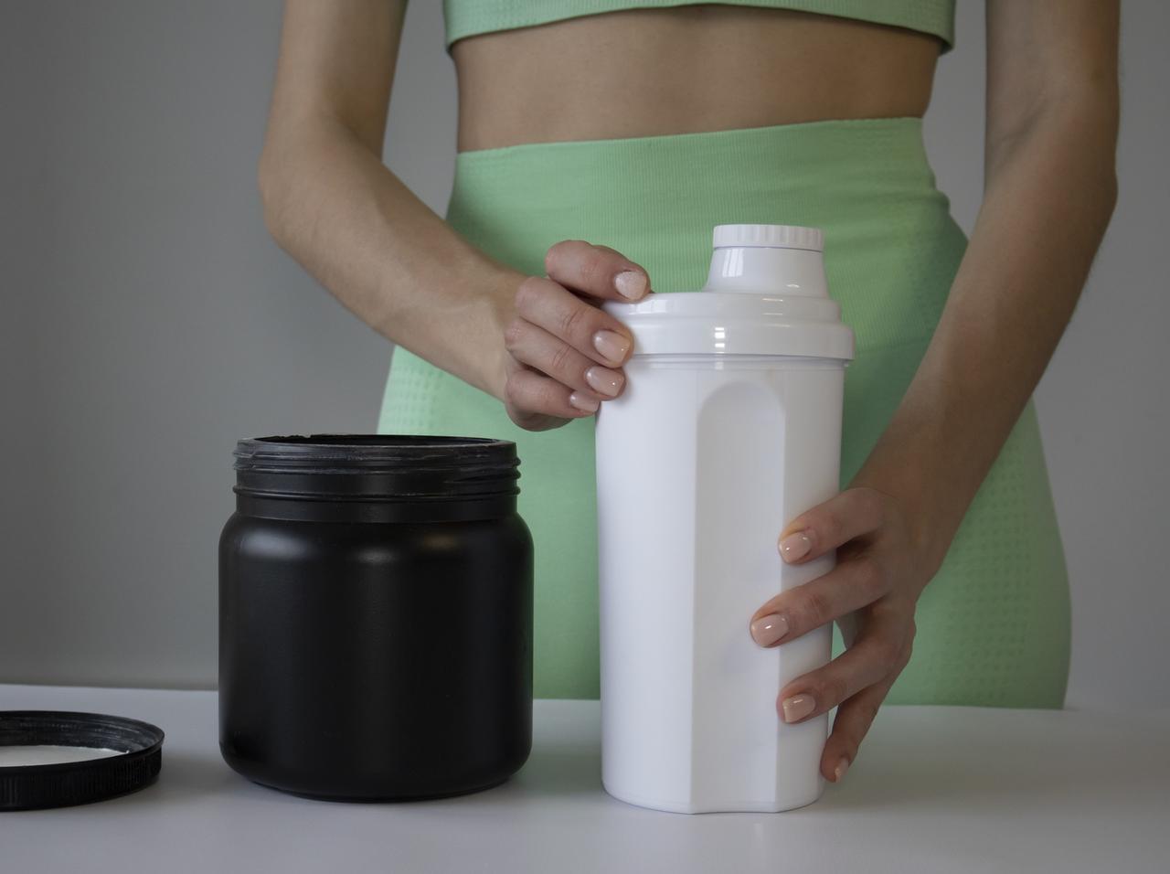 「プレワークアウトサプリ」は運動の“何分前”がベスト？専門家が教える、飲むタイミング