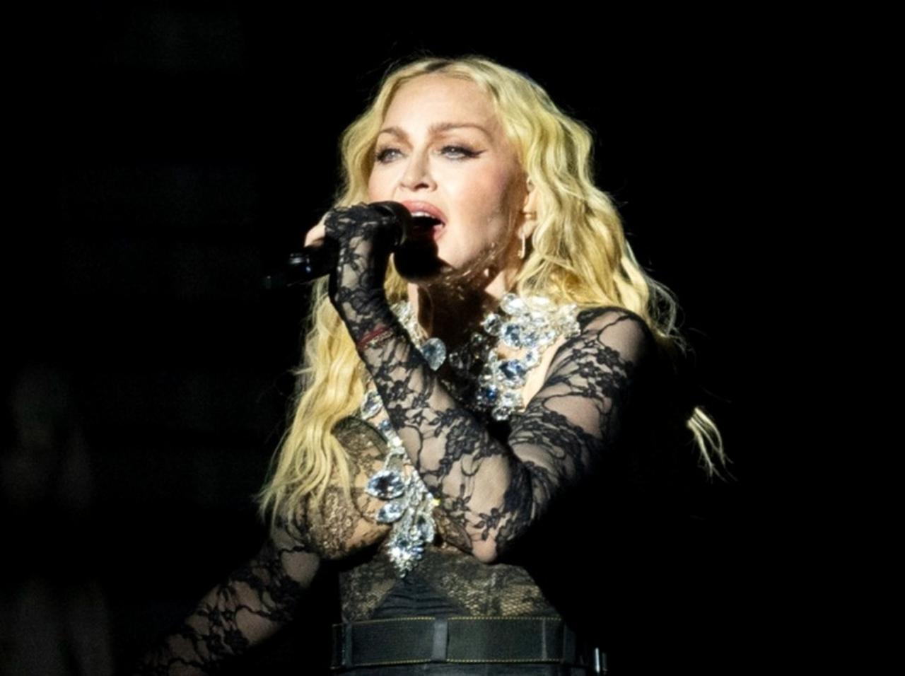 初日に「起こって欲しくない」トラブルが発生…マドンナ40周年記念ツアーでハプニング