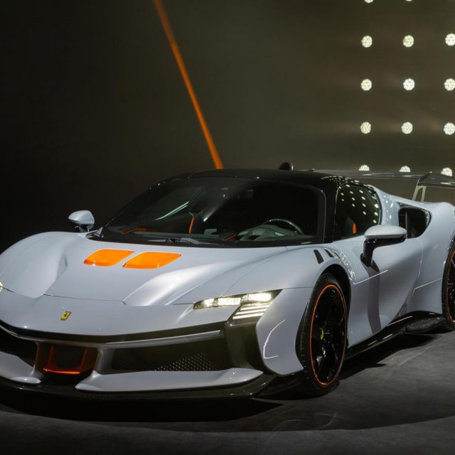 799台限定、約1億2000万円で即完売！｢フェラーリSF90 XX ストラダーレ｣日本初披露