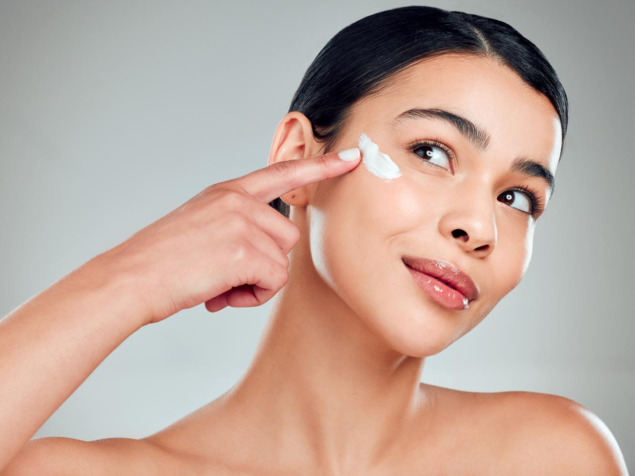 日焼け止めを混ぜて使う「SPFカクテル」を専門家がオススメしない理由