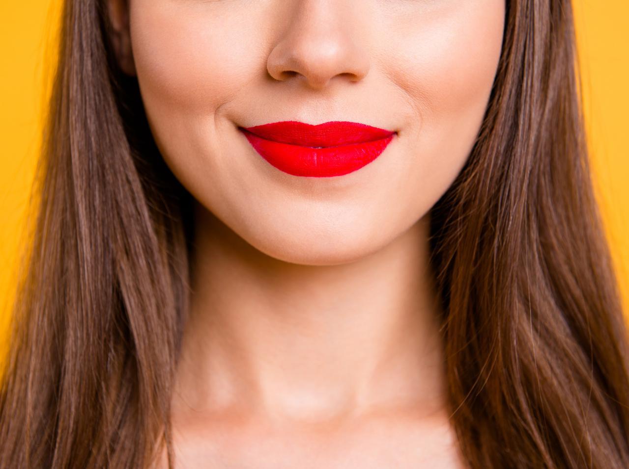 鼻の下の産毛をなくすには？専門家が教える、自宅でキレイに処理するコツ