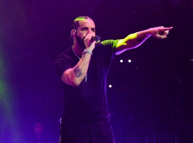 コンサートで恋人と破局したことをアピール→ドレイクから700万円もらう